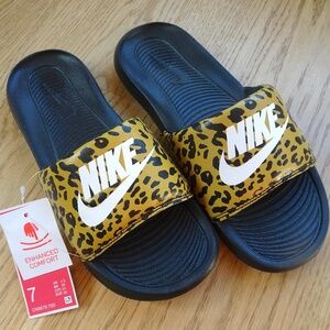 New w/ Tags Nike Victori One Brown & Black Cheetah Print Women's Slides Size 7